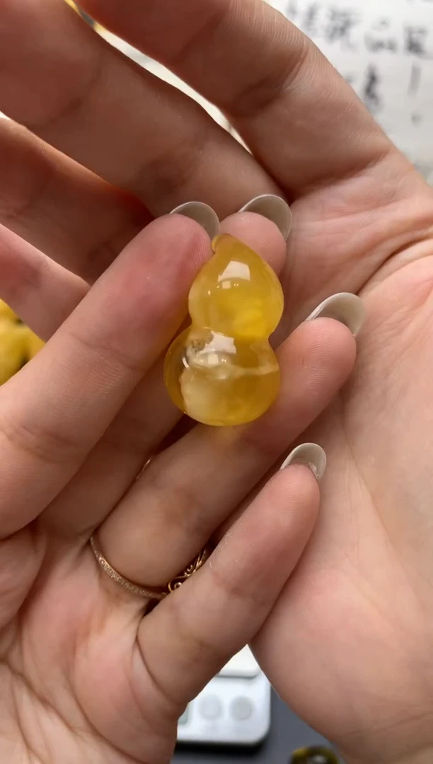 琥珀未镶嵌珠宝奇石034琥珀蜜蜡微瑕