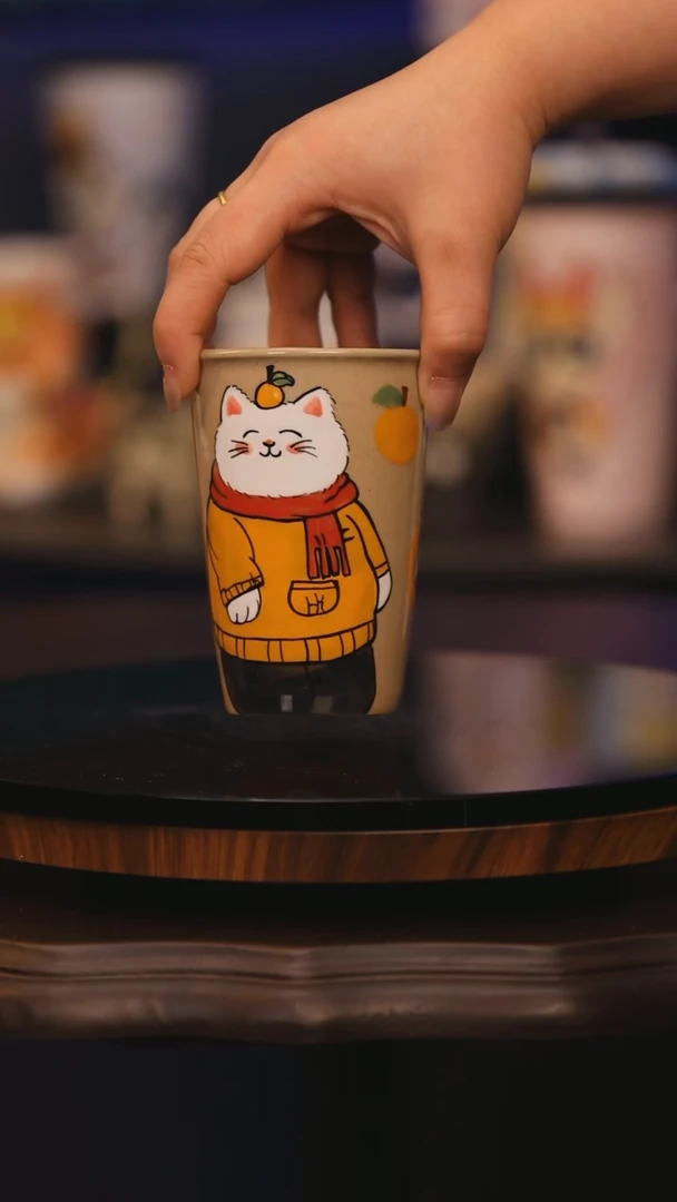 【闪购商品】摆件景德镇釉下彩绘设计师款式陶瓷