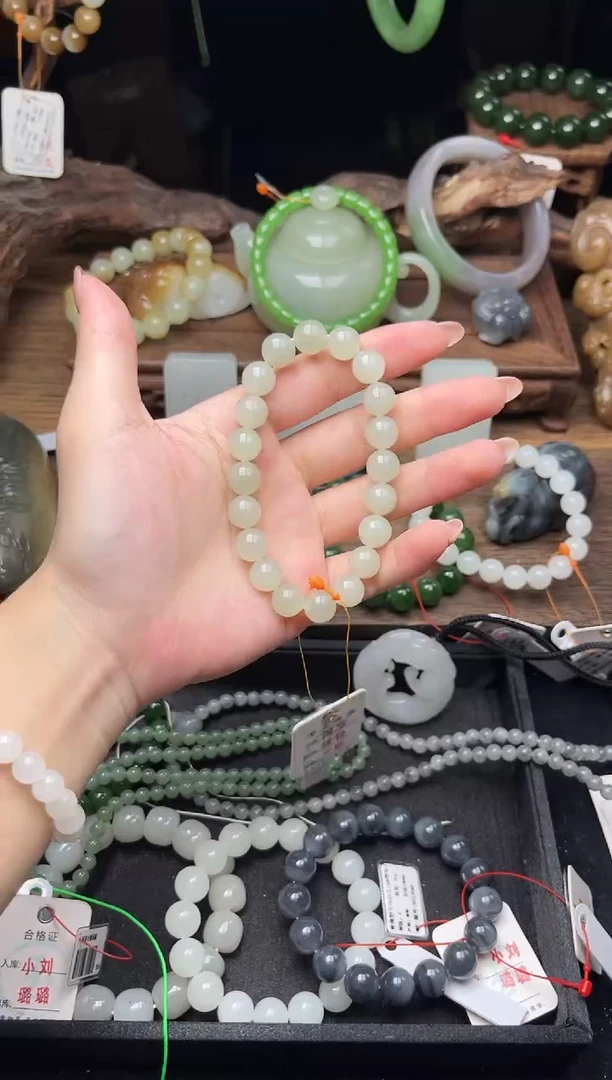 和田玉未镶嵌手链卡10且末青白 圆珠9011963