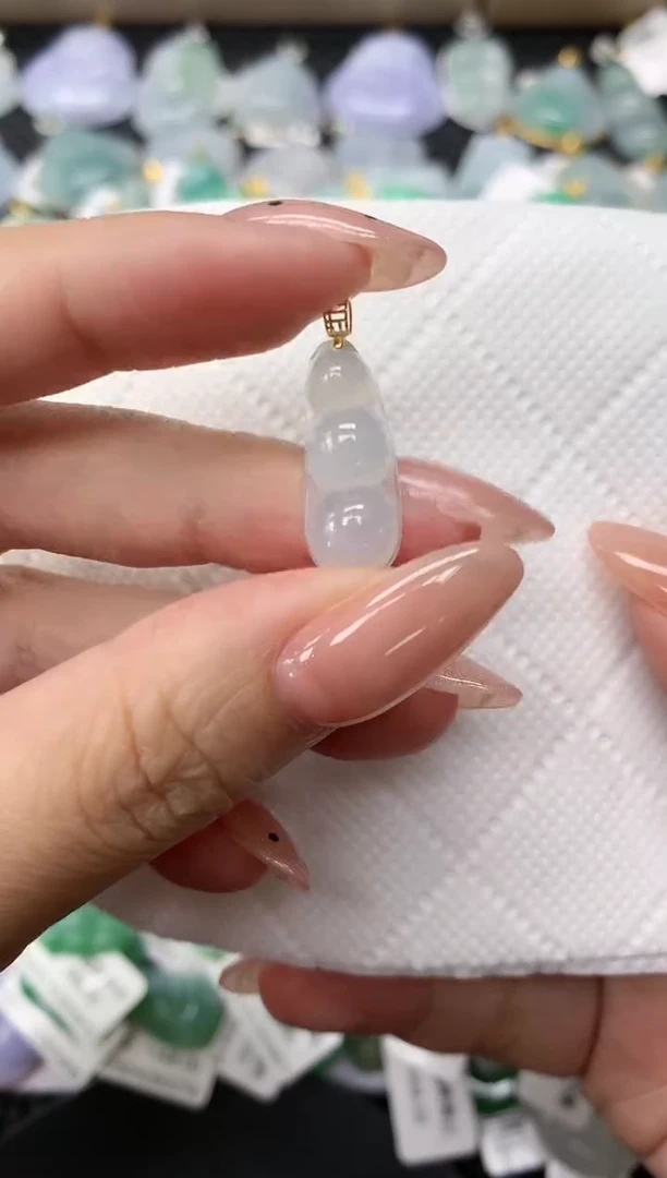 颈饰未镶嵌翡翠1111111111
