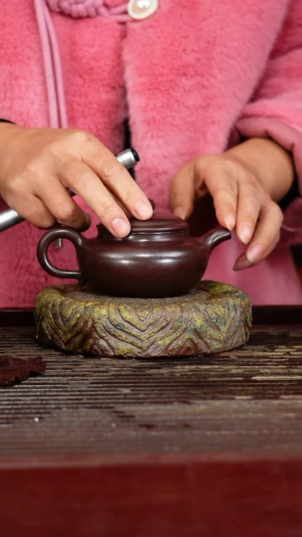 宜兴原矿紫砂壶茶壶宜兴原矿紫砂壶茶壶200C