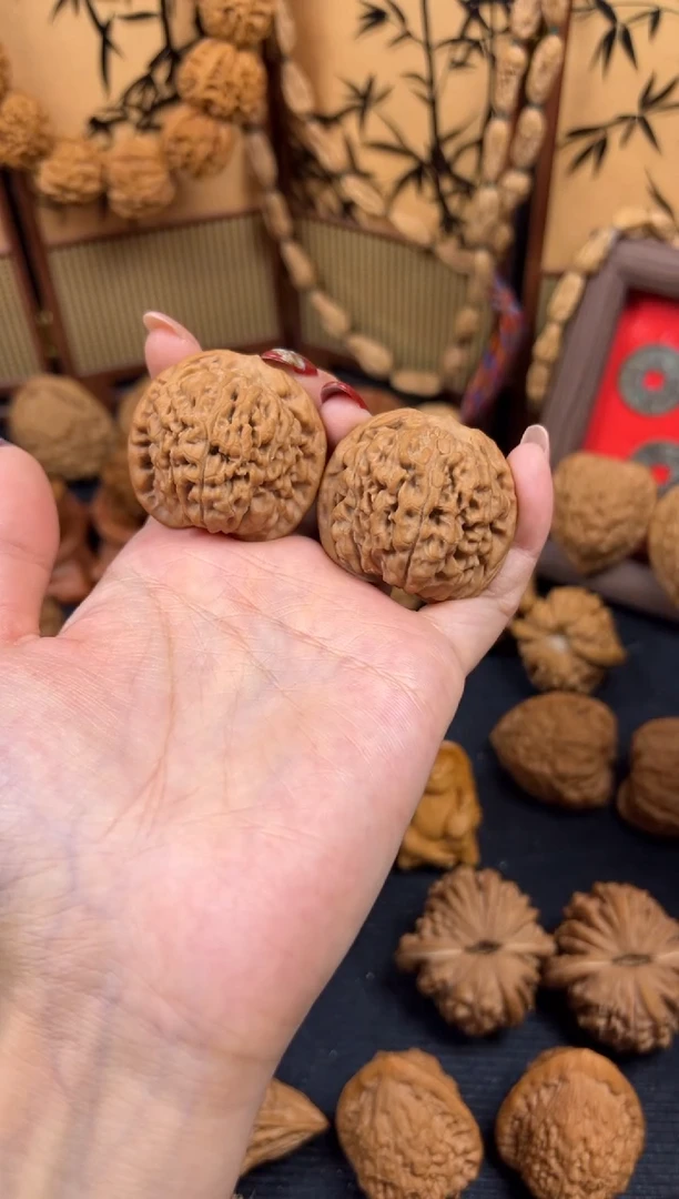 其他核桃38尺全品莲花虎头