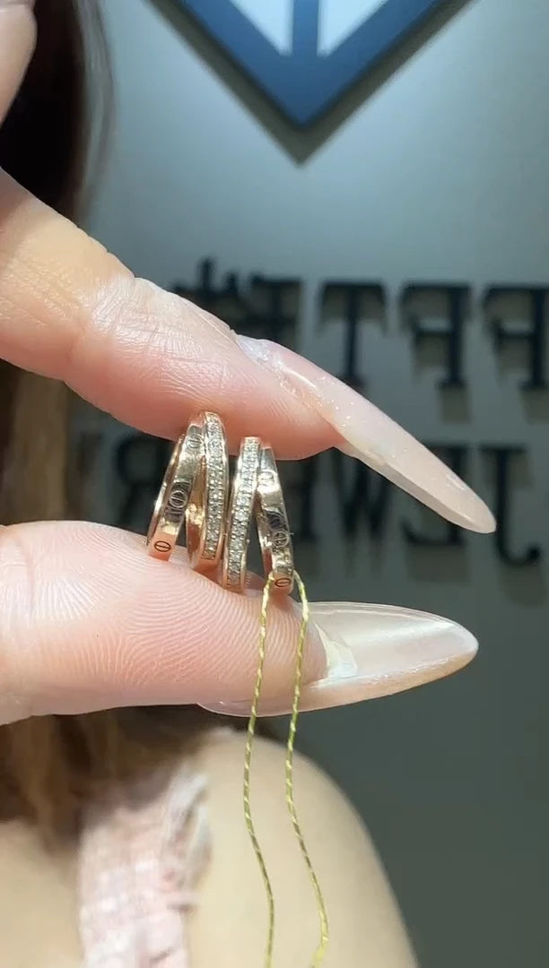 18K金镶嵌耳环钻石SE00052 时尚双环耳环 多样性