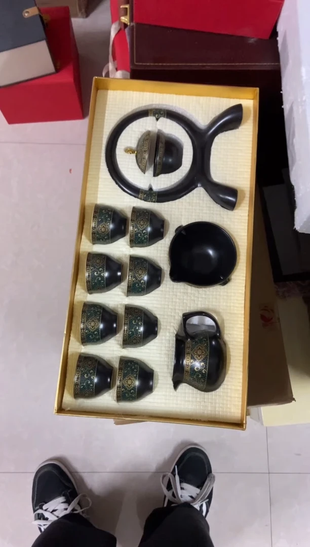 无运费险有瑕疵的摄影的产品有使用过的痕迹有点脏介意勿拍