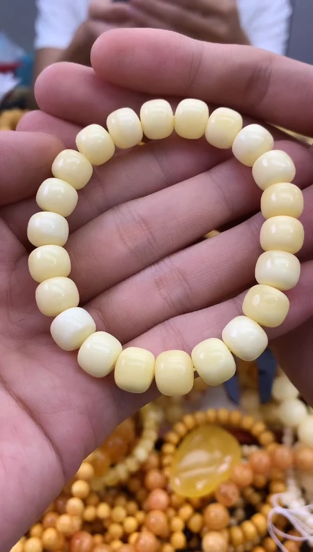 裸石蜜蜡未镶嵌手串