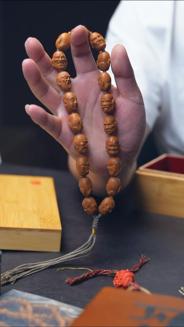 手串/手链橄榄核单面十八罗汉
