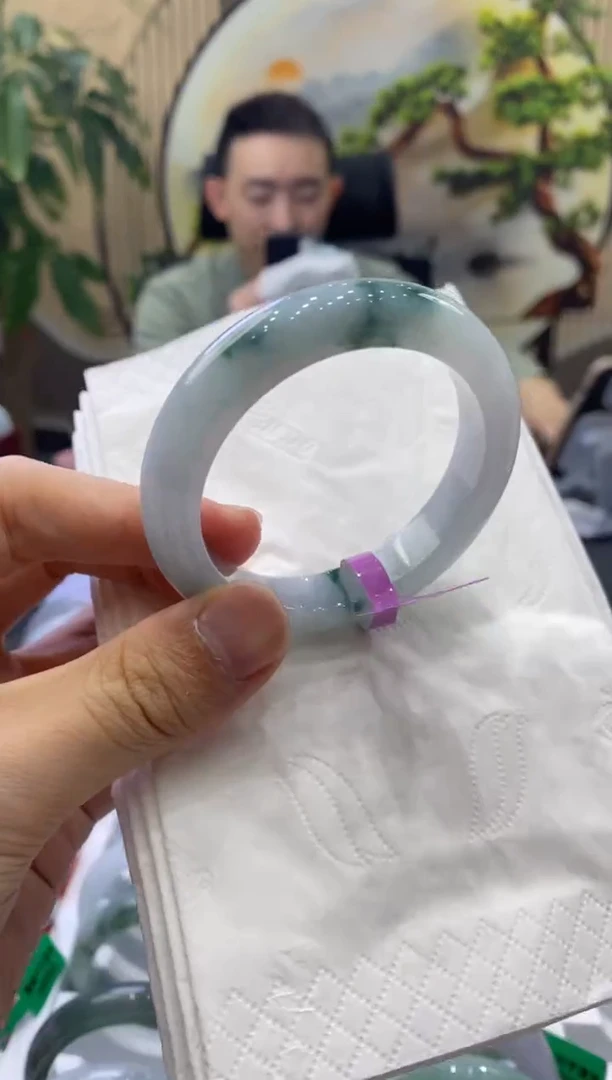 未镶嵌手镯翡翠7270