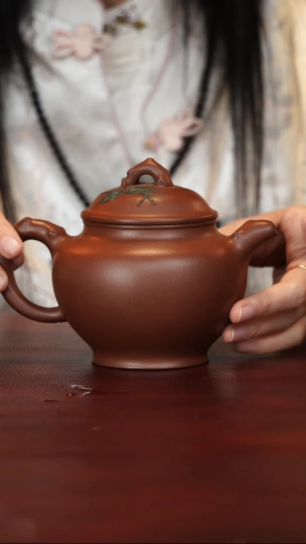 茶壶紫砂吴琴芳--手工--