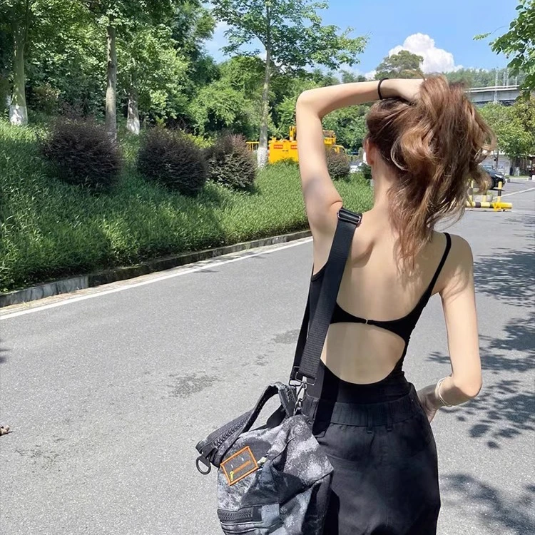 黑色纯欲吊带背心女内搭设计感性感露背连体上衣欧美辣妹打底衫潮