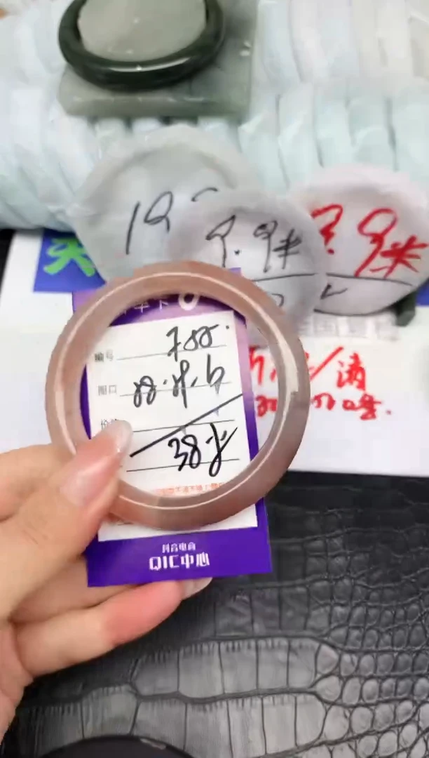 未镶嵌手镯石英质玉F55-58-60