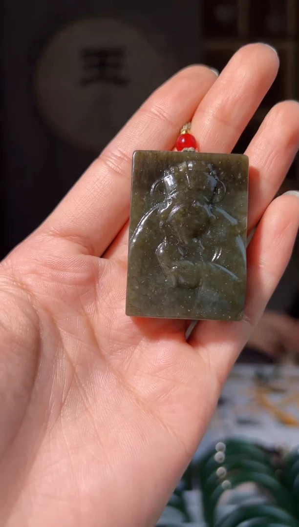 颈饰未镶嵌和田玉拍一发一，拍一发一