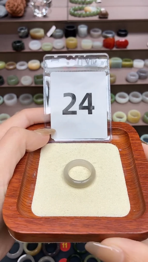 和田玉戒指未镶嵌16号