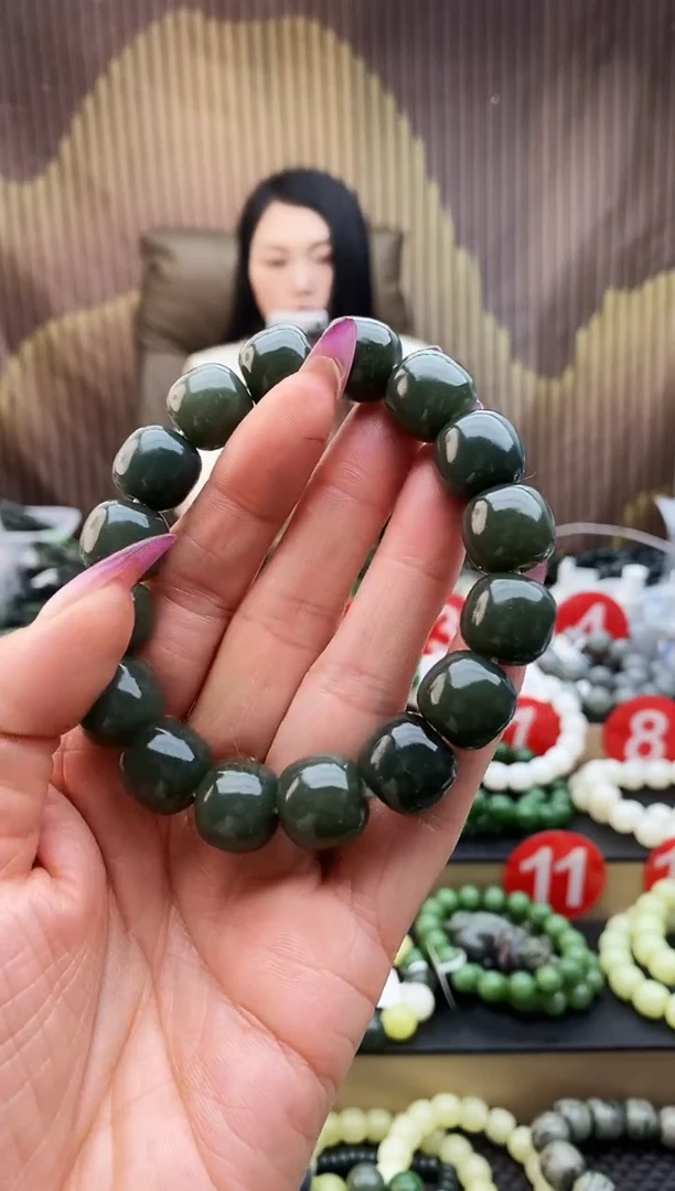 未镶嵌手串和田玉且末蓝14有包容