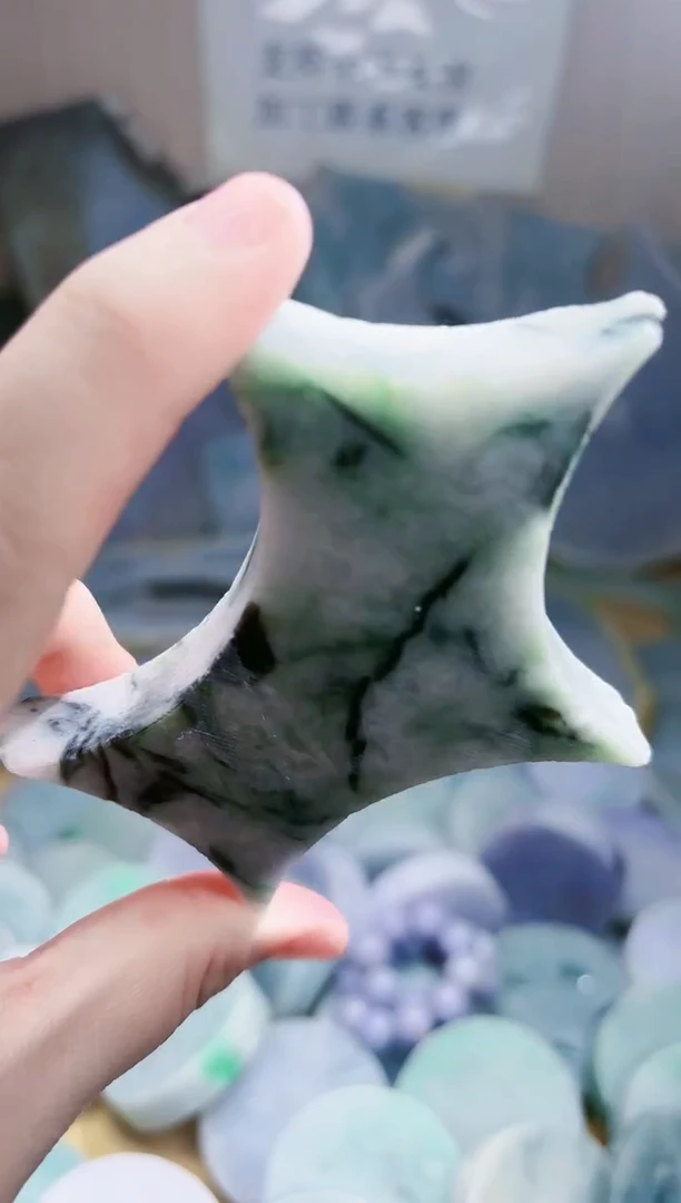 翡翠未镶嵌颈饰翡翠A货 江谭099
