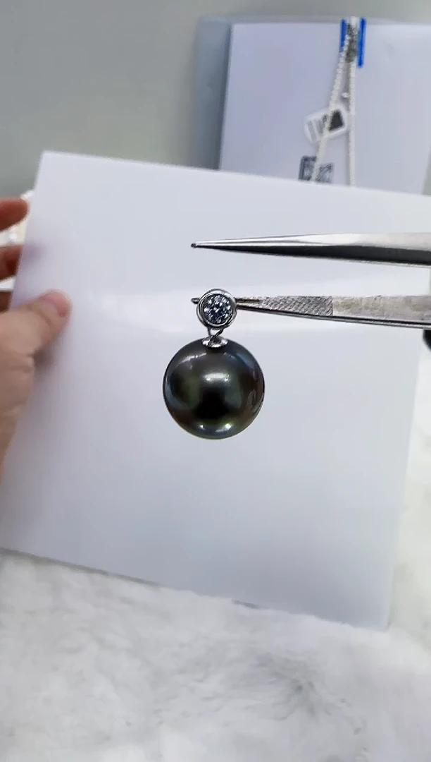 18K金镶嵌海水珍珠DA大溪地珍珠吊坠12-13 y332