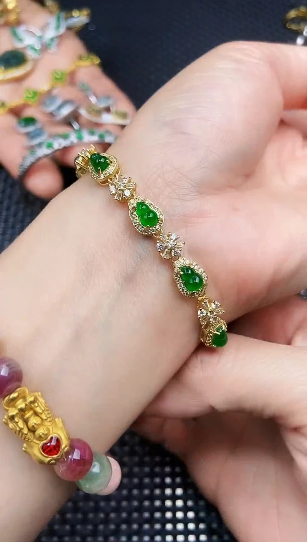 未镶嵌翡翠手串11111111