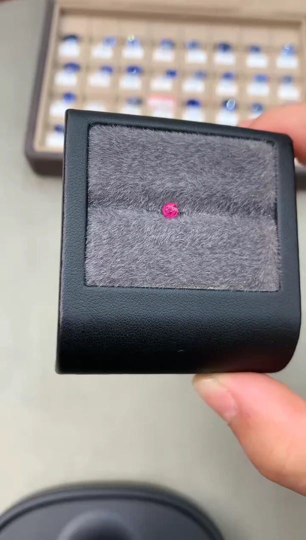 【闪购商品】定制尖晶石裸石未镶嵌0.25ct 吉尔德绝地武士