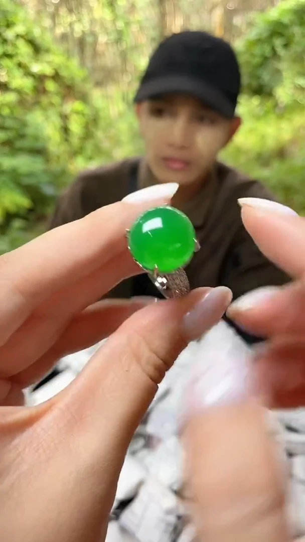 满色吊坠  所见即所得！