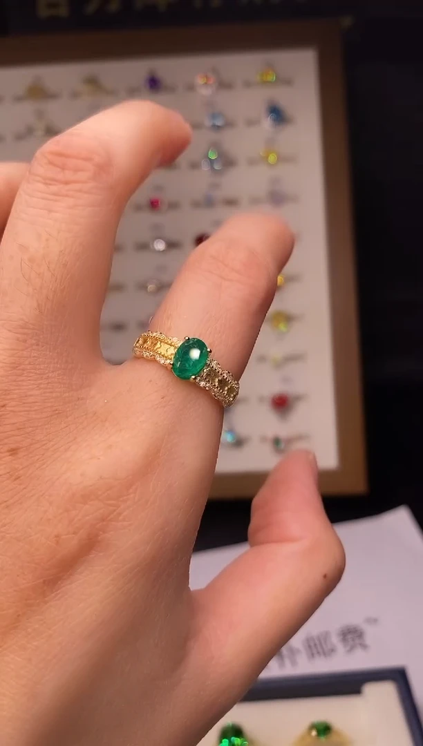1克拉祖母绿（处理）欧美风戒指