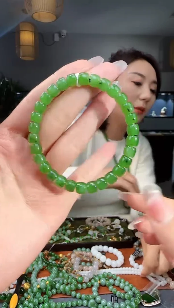 未镶嵌手链和田玉1