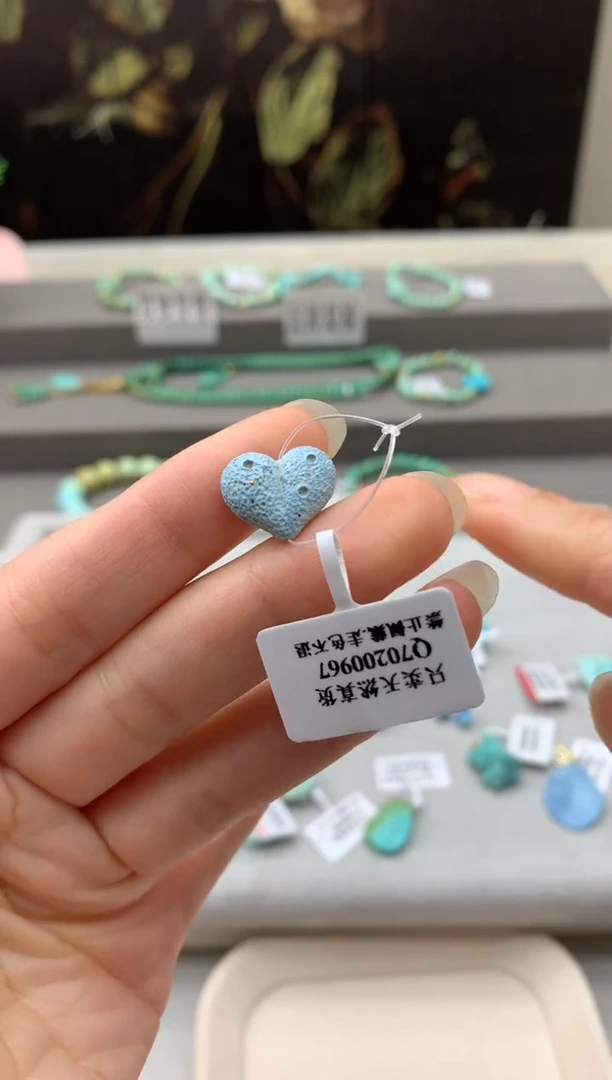 未镶嵌绿松石雕刻A164