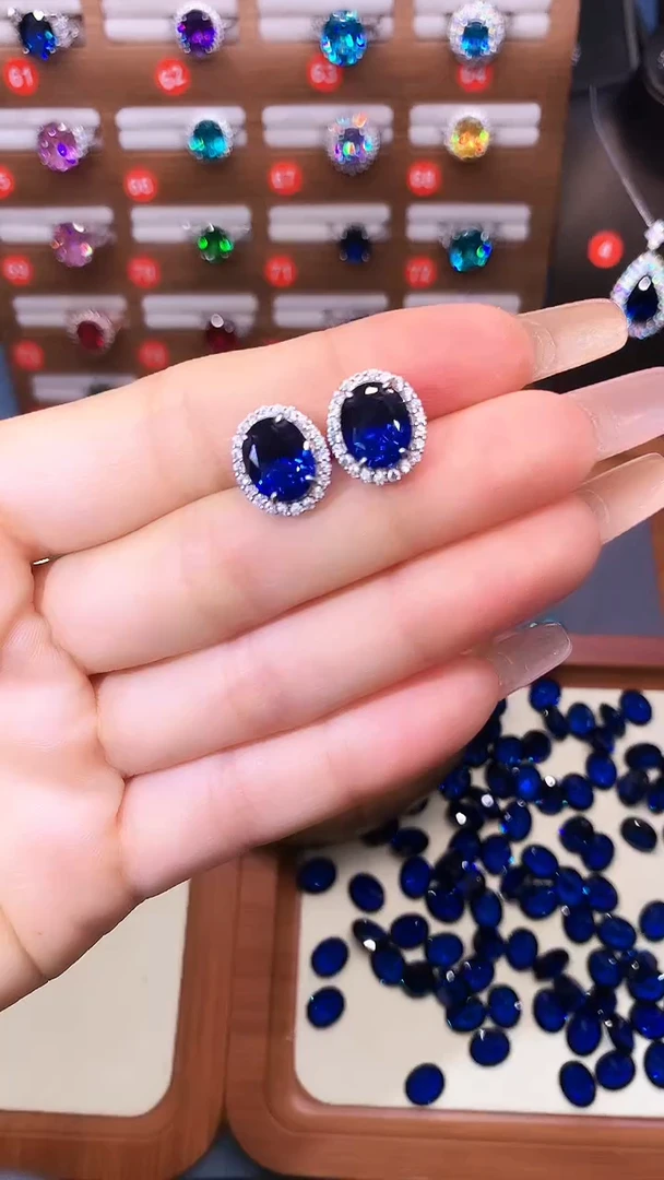 耳饰蓝宝石银S925镶嵌........