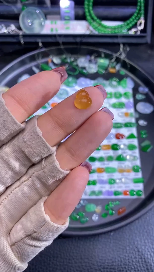 未镶嵌挂件翡翠葫芦