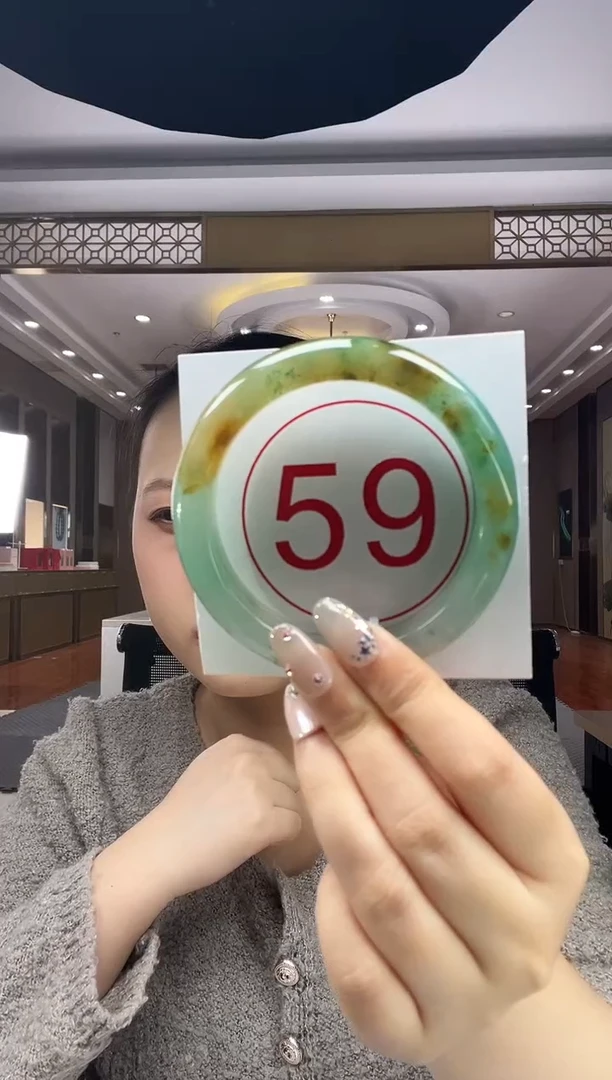 未镶嵌手镯石英质玉59