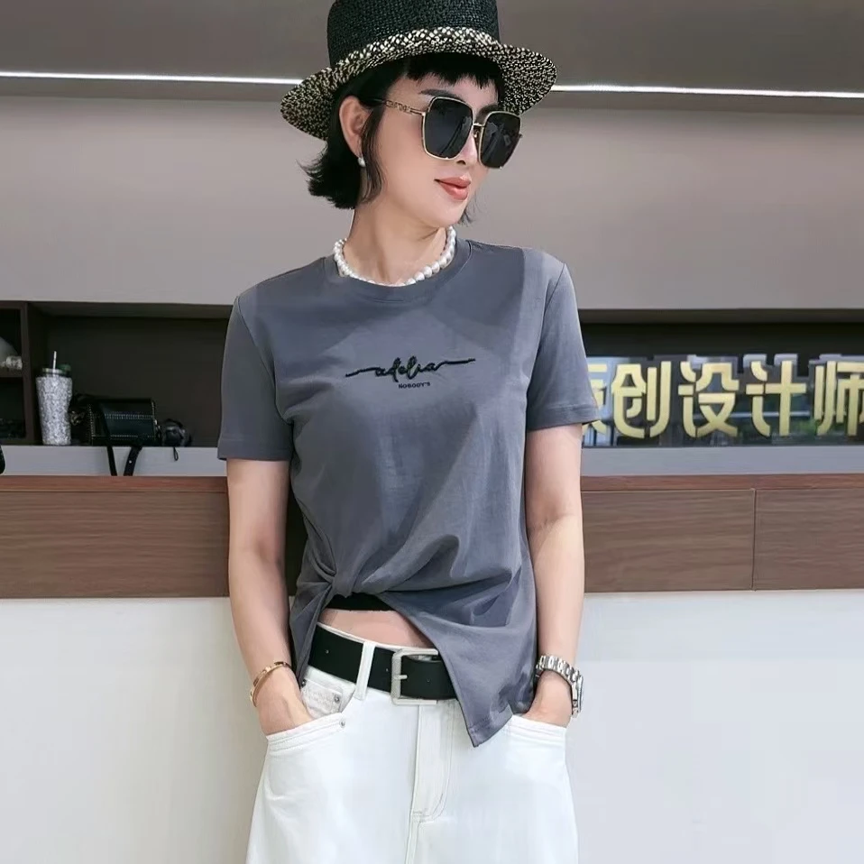 迷巧时尚新款设计师下摆扭绳极简显瘦英文字母百搭冰感短袖