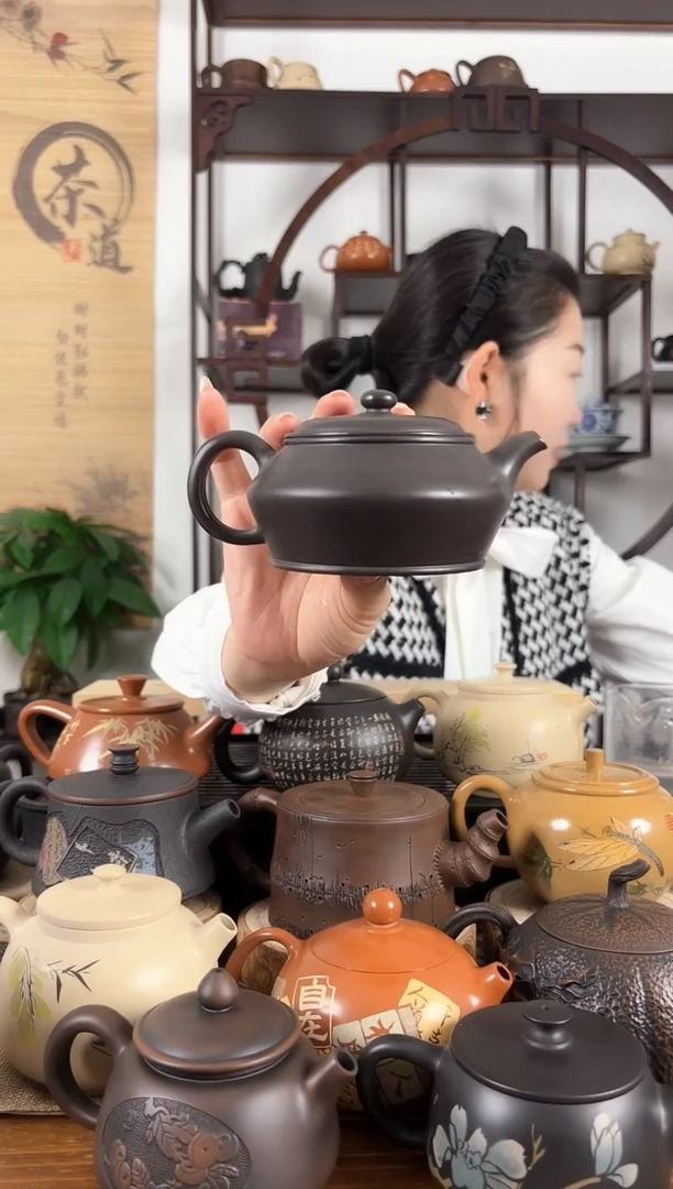 云南建水紫陶茶壶200CC左右球孔微瑕