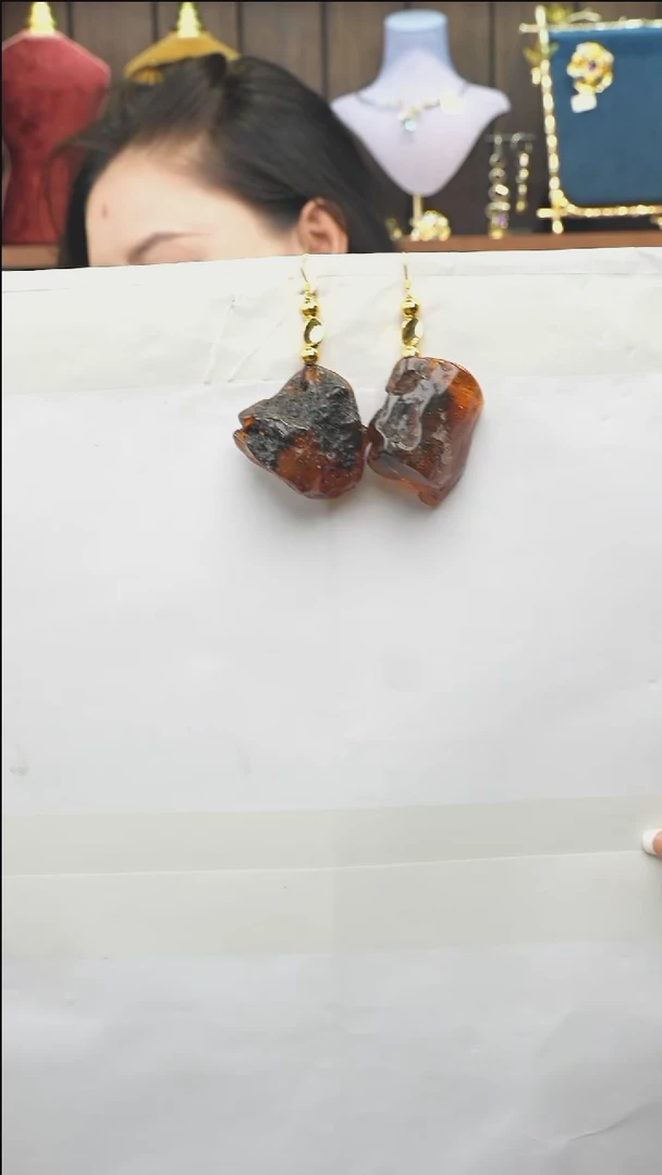 琥珀未镶嵌耳饰多样性发一