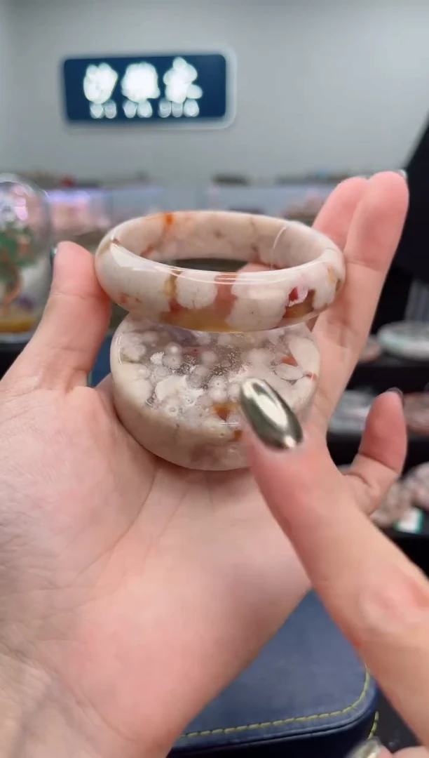 石英质玉手镯未镶嵌56圈口（赠品镯心）1911273