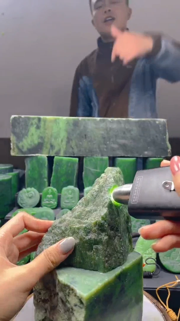 未镶嵌和田玉珠宝半成品1