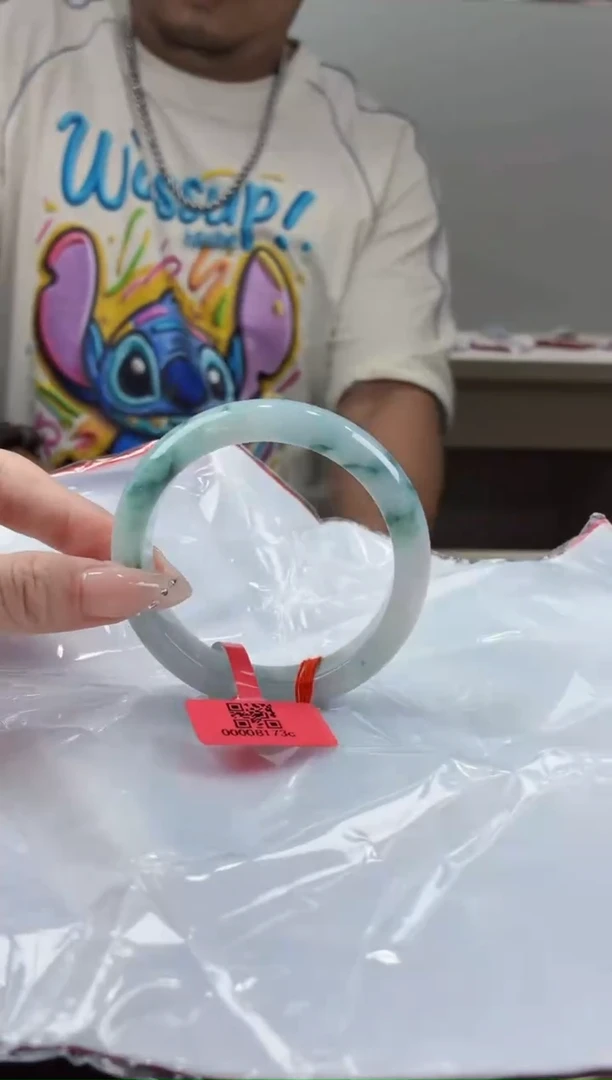 未镶嵌手镯翡翠8