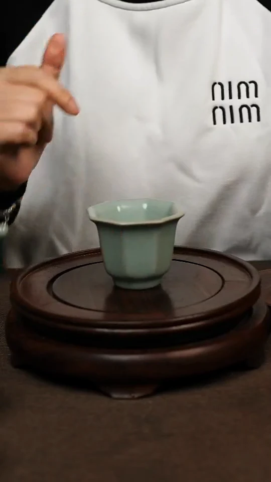瓷片仿古天青八方杯60ml 微瑕 不带礼盒