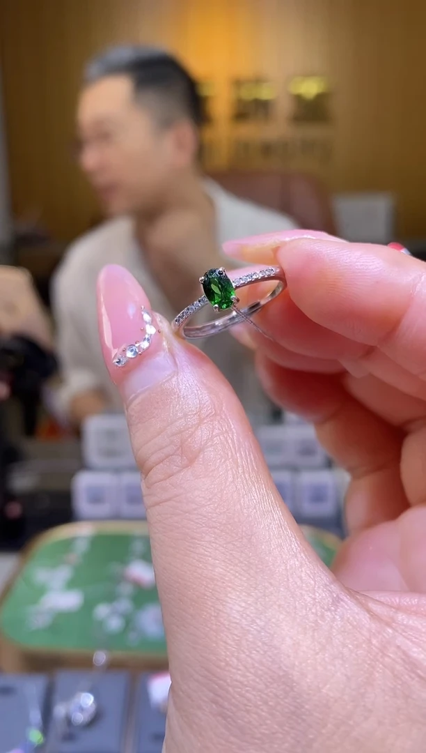 碧玺戒指银S925镶嵌天然碧玺戒指