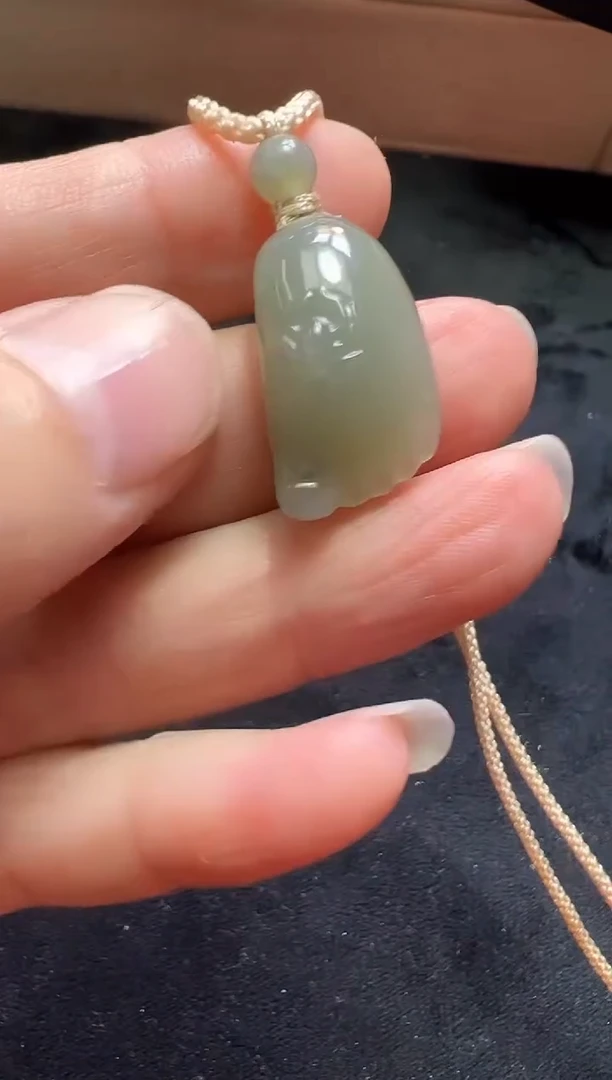 颈饰未镶嵌和田玉251号链接