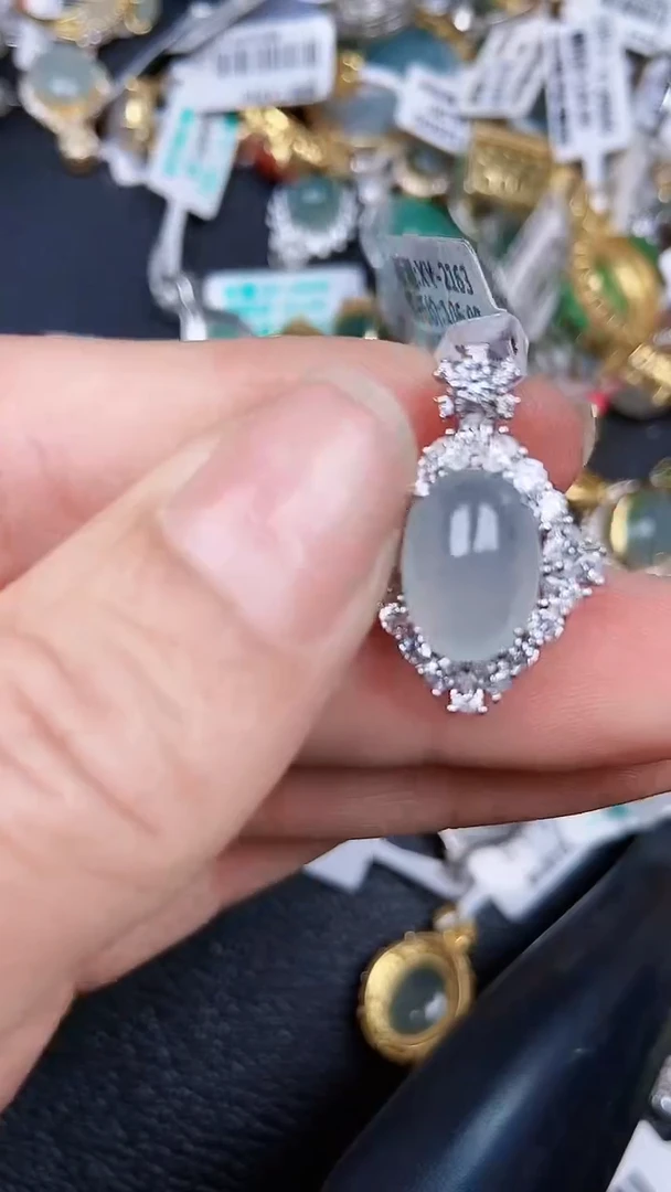 颈饰银S925镶嵌翡翠0101