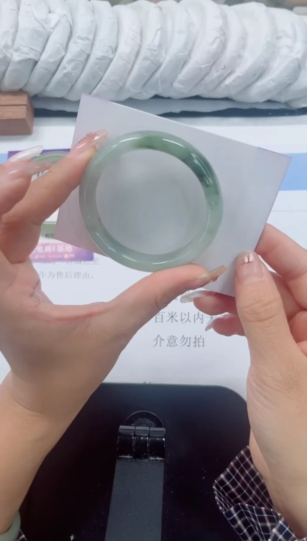 未镶嵌手镯石英质玉19-50