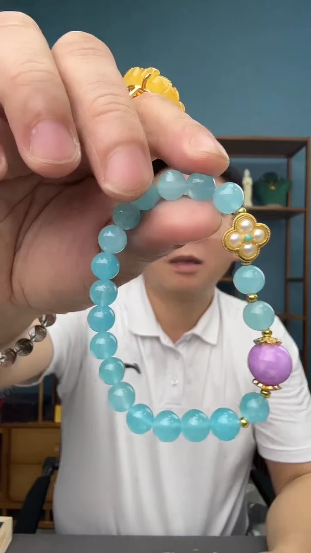 18K金镶嵌吊坠(赠链)琥珀87
