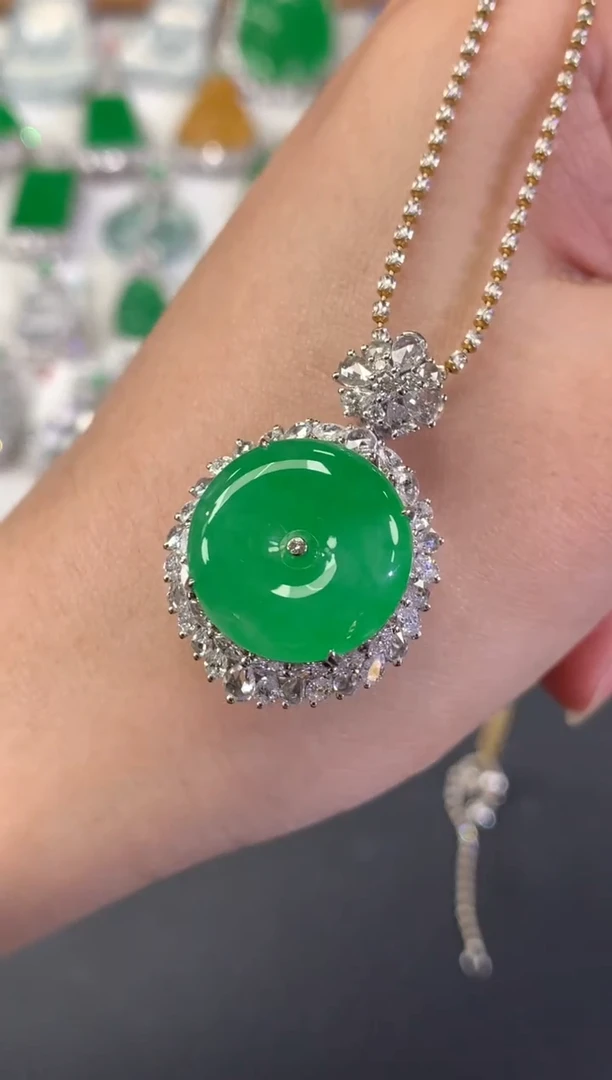 吊坠(不含链)18K金镶嵌翡翠棉**糖C77|79800