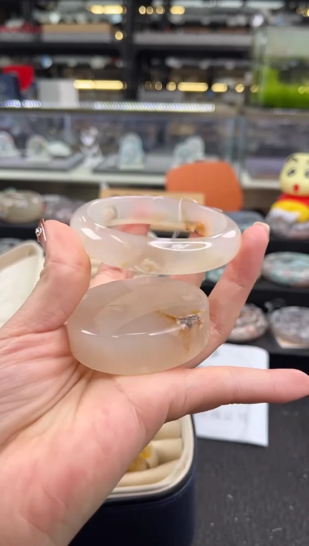 未镶嵌手镯石英质玉57圈口 （赠品镯心）366526