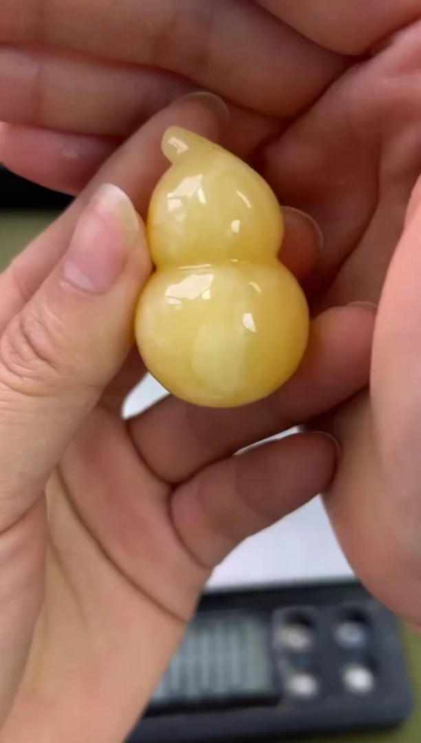 裸石琥珀未镶嵌琥珀蜜蜡吊坠