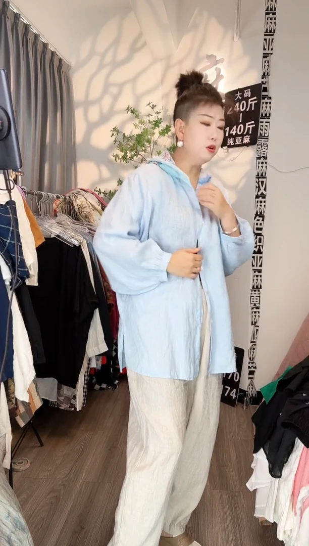 亚麻大码女装系列。