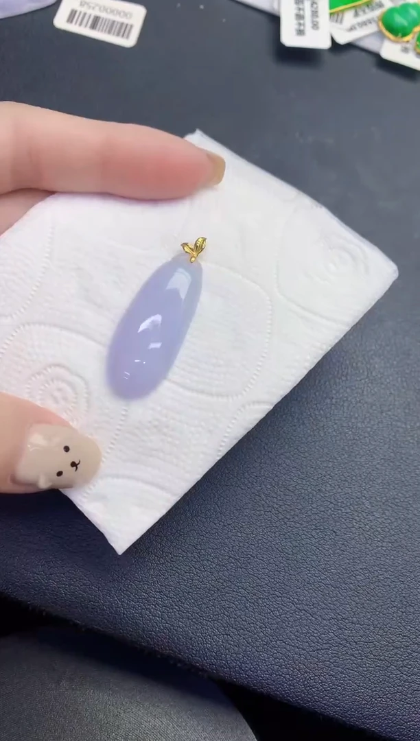 颈饰18K金镶嵌翡翠缅甸天然翡翠A货