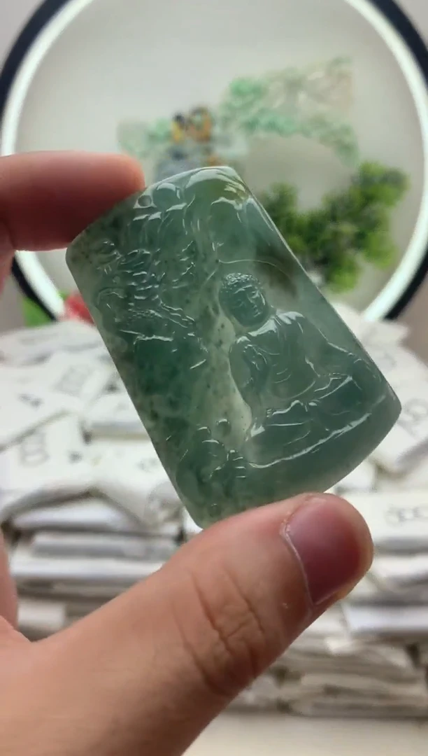 颈饰未镶嵌翡翠阿弥陀佛