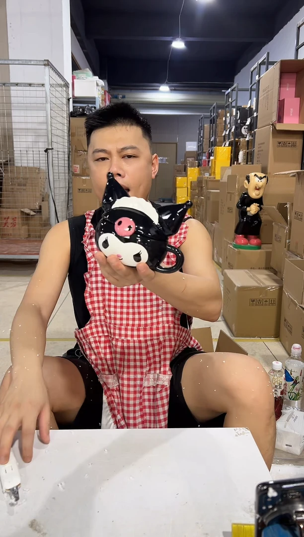 瓷片陶瓷库洛米带盖杯