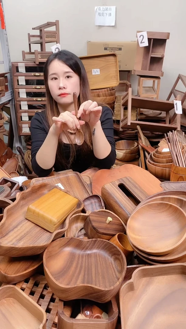 木 北美黑胡桃木勺子19*3.5cm   到手2把