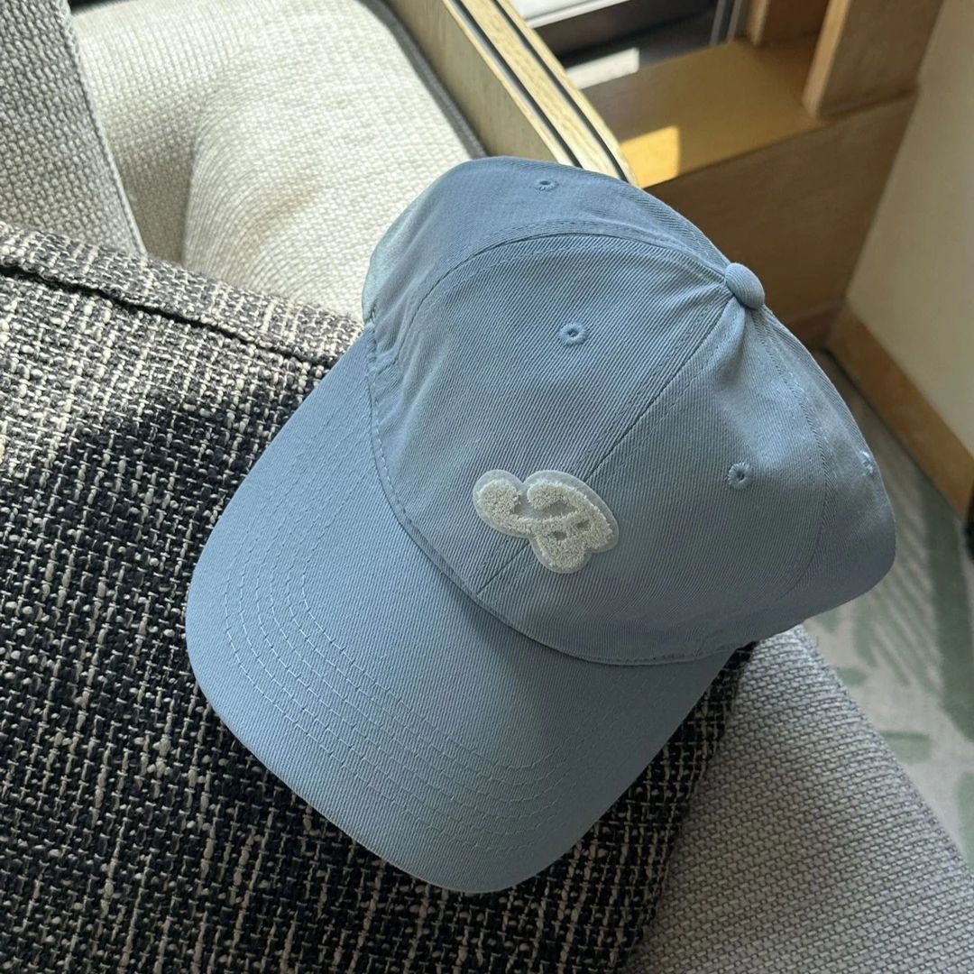 纯色复古立体字母B标棒球帽