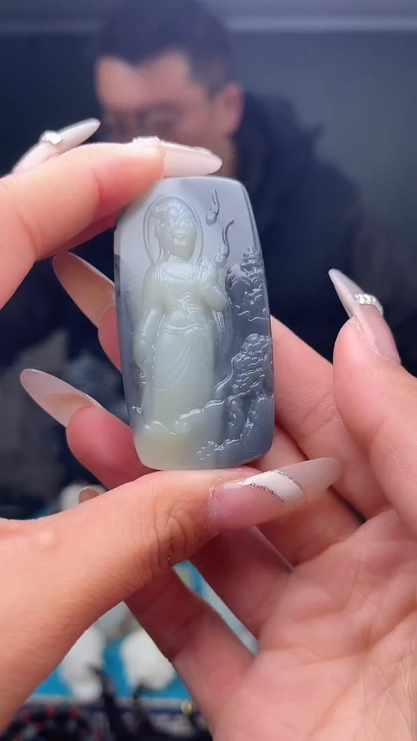 未镶嵌和田玉挂件1